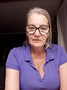 irinamaux online show from 10/30/25, 02:46