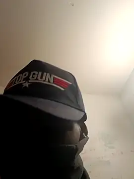 Snapshot of Daddyslilcreampie chatting on 10/08/25, 08:17 Daddyslilcreampie online show from 10/08/25, 08:17