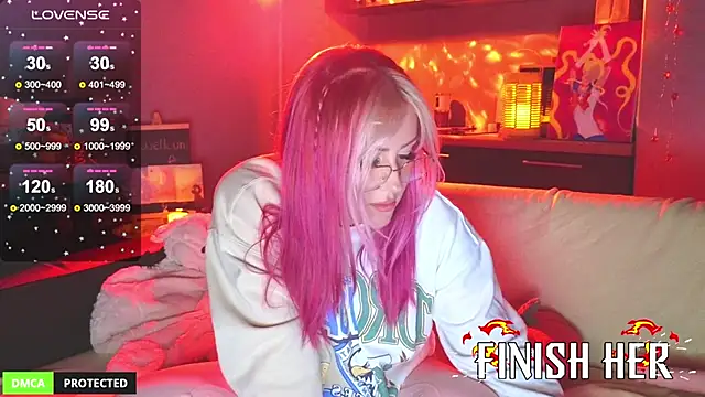 Snapshot of princess_sofiee chatting on 10/18/25, 01:19 princess sofiee online show from 10/18/25, 01:19