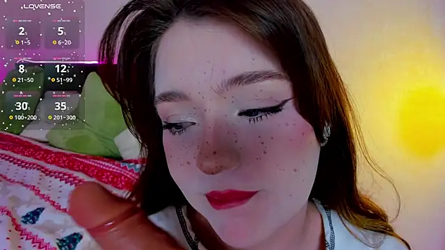 Snapshot of lexxxxxxi chatting on 12/21/25, 06:26 lexxxxxxi online show from 12/21/25, 06:26