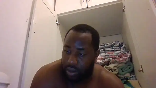 Bighood T online show from 05/08/26, 03:34
