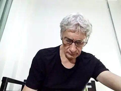 BIGUNCUTHARDCOCK online show from 03/18/25, 04:04