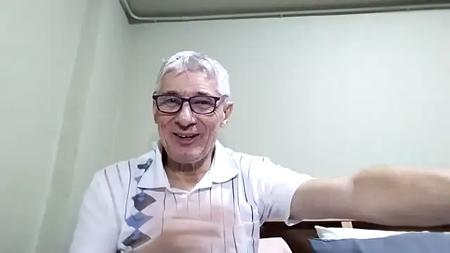 BIGUNCUTHARDCOCK online show from 10/14/25, 02:18