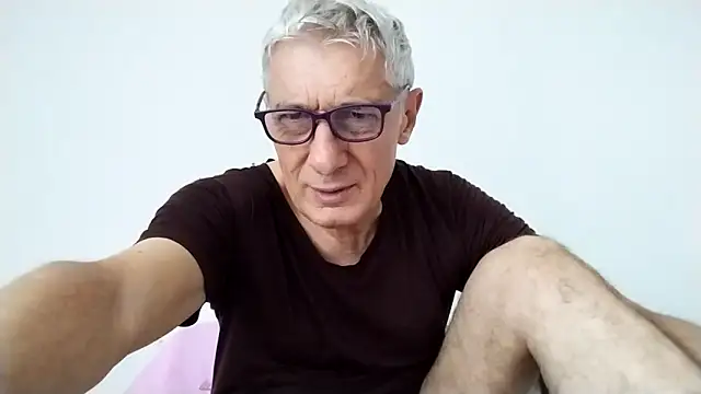 BIGUNCUTHARDCOCK online show from 05/02/26, 01:21