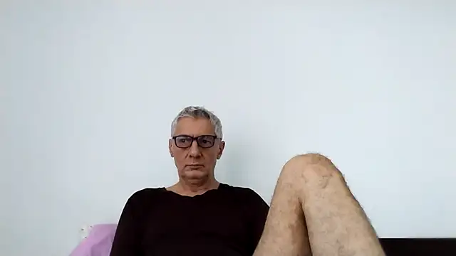 BIGUNCUTHARDCOCK online show from 05/05/26, 01:13