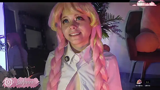 Snapshot of loIijanne chatting on 05/21/26, 12:39 loIijanne online show from 05/21/26, 12:39
