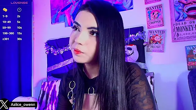 Aliceowenn online show from 12/15/25, 09:41