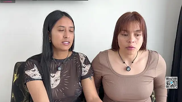 2SummerLove1 online show from 05/11/26, 07:44