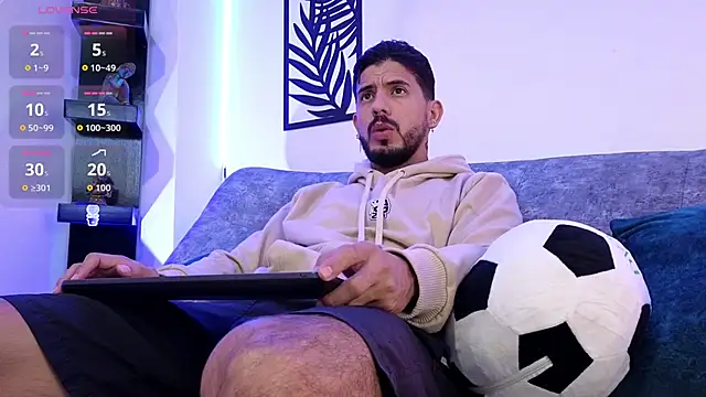 Snapshot of Bruno_Mattos chatting on 03/07/26, 02:19 Bruno Mattos online show from 03/07/26, 02:19