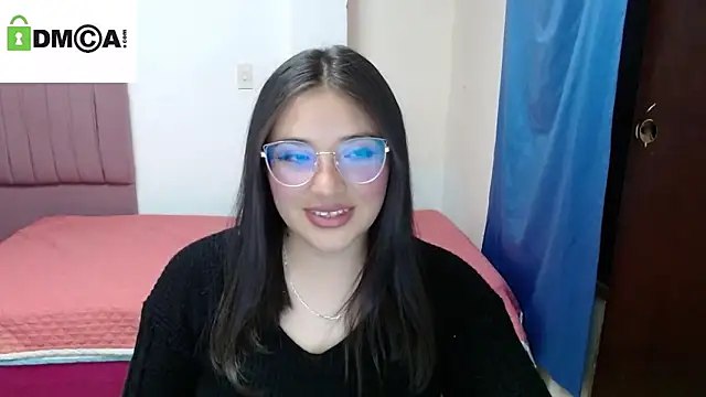 Snapshot of phoenixxxx777 chatting on 03/10/26, 03:17 phoenixxxx777 online show from 03/10/26, 03:17