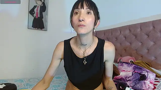 Sakura and yuki online show from 02/11/25, 05:18
