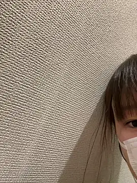Snapshot of hi---chan- chatting on 03/14/25, 01:13 hi---chan- online show from 03/14/25, 01:13