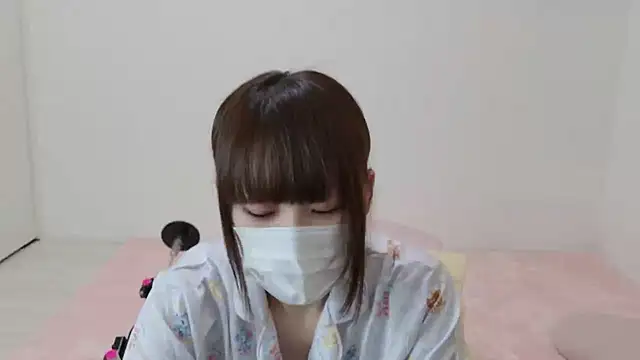 Snapshot of hi---chan- chatting on 09/10/25, 06:08 hi---chan- online show from 09/10/25, 06:08