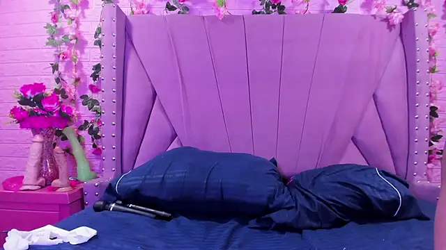 Cristal horny69 online show from 01/09/25, 06:48