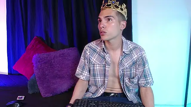  Tattoo Couple online show from 01/17/25, 09:17