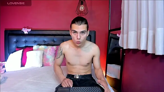  Tattoo Couple online show from 11/10/25, 01:54