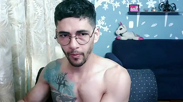 Snapshot of ponzothc chatting on 11/13/25, 08:52 ponzothc online show from 11/13/25, 08:52