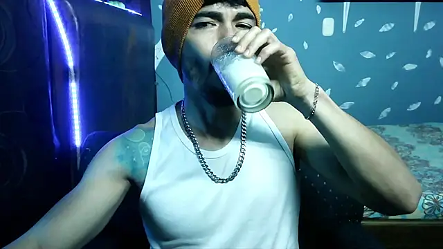 Snapshot of ponzothc chatting on 04/01/26, 08:50 ponzothc online show from 04/01/26, 08:50