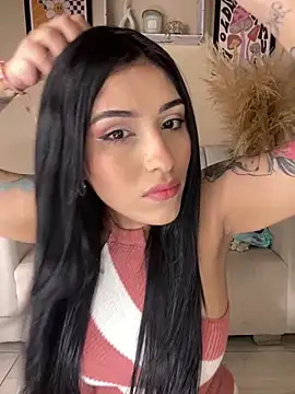 Snapshot of Sweetie_Arianna chatting on 03/25/26, 04:29 Sweetie Arianna online show from 03/25/26, 04:29