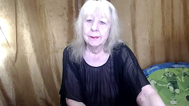 Snapshot of _Estelitta_5 chatting on 02/07/25, 06:35  Estelitta 5 online show from 02/07/25, 06:35