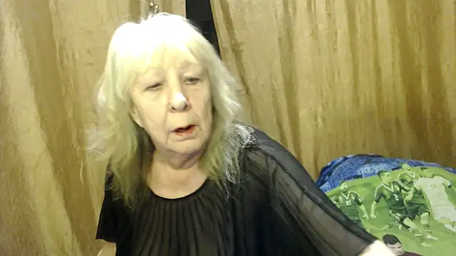 Snapshot of _Estelitta_5 chatting on 02/07/25, 06:13  Estelitta 5 online show from 02/07/25, 06:13