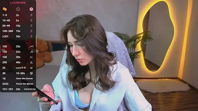 Snapshot of ashleyro1 chatting on 03/07/26, 01:30 ashleyro1 online show from 03/07/26, 01:30