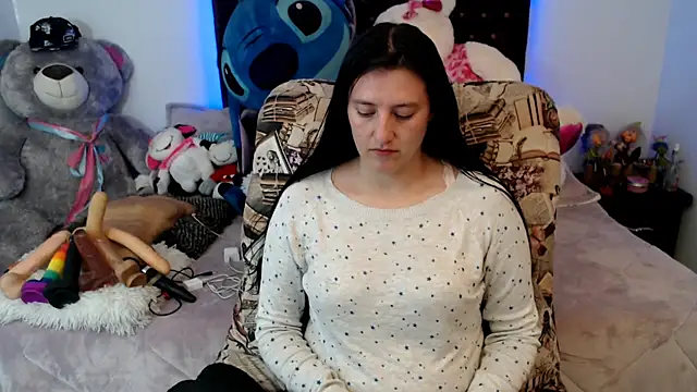 Snapshot of Lorenahot_06 chatting on 12/19/25, 07:32 Lorenahot 06 online show from 12/19/25, 07:32