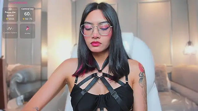 AzuraKindong online show from 02/25/26, 07:23