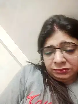 Husnpari20 online show from 01/05/25, 05:41