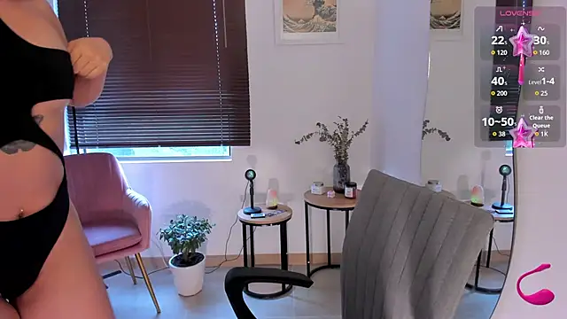 ameliegraham online show from 09/17/25, 07:48