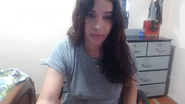 Ainhoa-hot online show from 04/29/26, 07:42