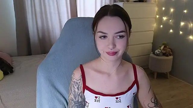 kate leoo online show from 06/28/26, 07:03