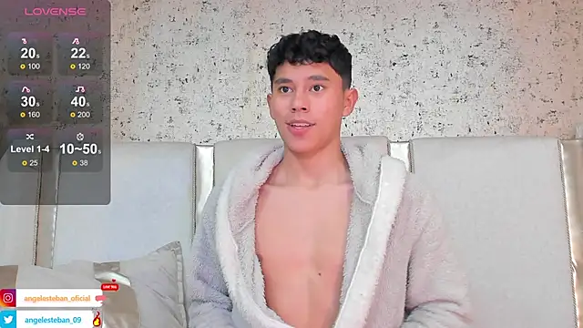 Snapshot of Angel_esteban_fx chatting on 02/14/25, 06:56 Angel esteban fx online show from 02/14/25, 06:56