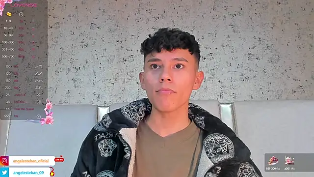 Snapshot of Angel_esteban_fx chatting on 03/06/25, 07:03 Angel esteban fx online show from 03/06/25, 07:03