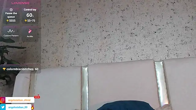 Snapshot of Angel_esteban_fx chatting on 03/18/25, 06:46 Angel esteban fx online show from 03/18/25, 06:46