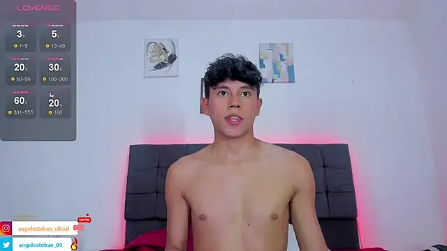 Snapshot of Angel_esteban_fx chatting on 10/01/25, 06:08 Angel esteban fx online show from 10/01/25, 06:08