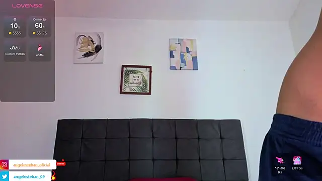 Snapshot of Angel_esteban_fx chatting on 10/31/25, 11:55 Angel esteban fx online show from 10/31/25, 11:55