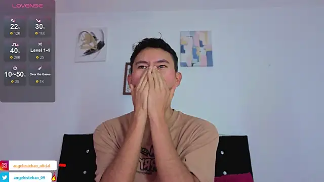 Snapshot of Angel_esteban_fx chatting on 11/08/25, 11:21 Angel esteban fx online show from 11/08/25, 11:21