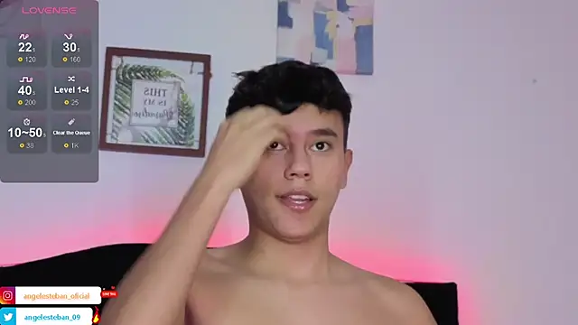 Snapshot of Angel_esteban_fx chatting on 11/13/25, 03:05 Angel esteban fx online show from 11/13/25, 03:05