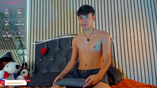 Snapshot of Angel_esteban_fx chatting on 02/03/26, 07:41 Angel esteban fx online show from 02/03/26, 07:41