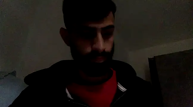 Snapshot of hugoprada chatting on 12/18/24, 01:12 hugoprada online show from 12/18/24, 01:12