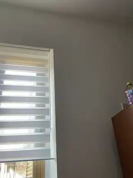 Snapshot of hugoprada chatting on 01/27/25, 10:38 hugoprada online show from 01/27/25, 10:38