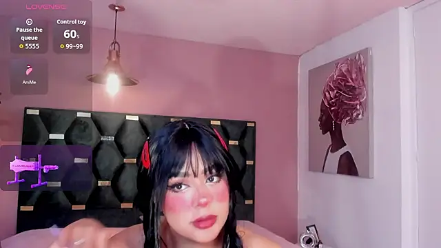 Snapshot of Red_lady chatting on 11/15/25, 04:10 Red lady online show from 11/15/25, 04:10