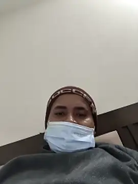 Snapshot of Tejpaljoshi chatting on 01/05/26, 05:27 Tejpaljoshi online show from 01/05/26, 05:27