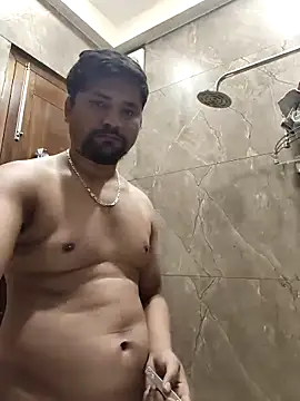 Snapshot of Tejpaljoshi chatting on 02/14/26, 10:01 Tejpaljoshi online show from 02/14/26, 10:01