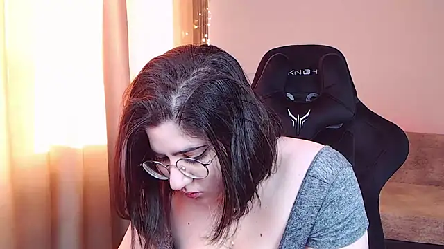 Snapshot of Crazy_Bunya chatting on 03/07/26, 01:41 Crazy Bunya online show from 03/07/26, 01:41