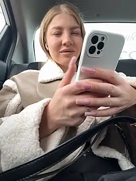 NewLale online show from 10/11/25, 03:17