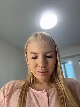 NewLale online show from 12/01/25, 03:22