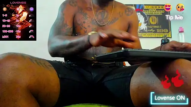 wotton 17 online show from 10/23/25, 06:50