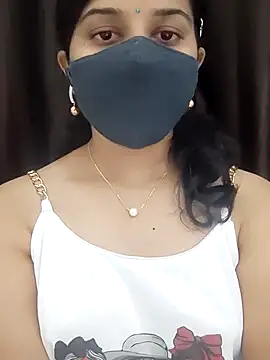 Snapshot of Angleannie chatting on 12/01/25, 06:35 Angleannie online show from 12/01/25, 06:35